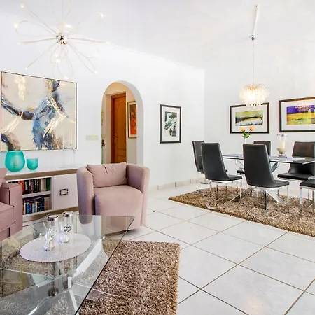 Holiday home Awesome In With Swimming Pool
